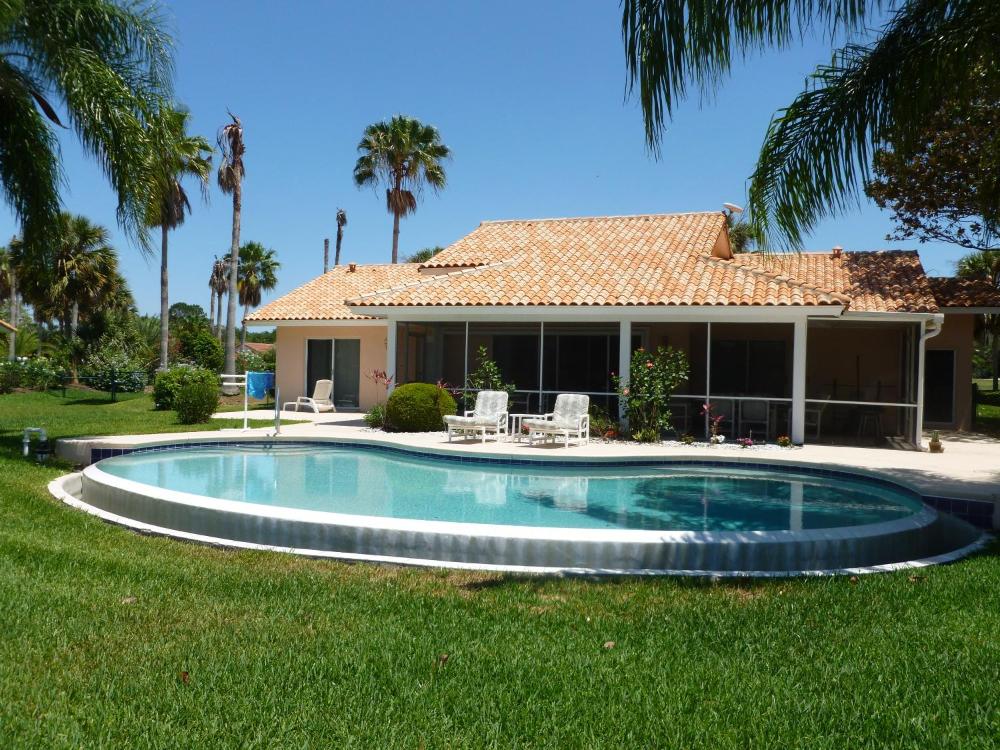 Villa with Private Pool interior